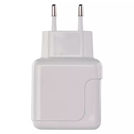 UNIVERZÁLIS USB TÖLTŐ 1 UNIVERZÁLIS USB TÖLTŐ