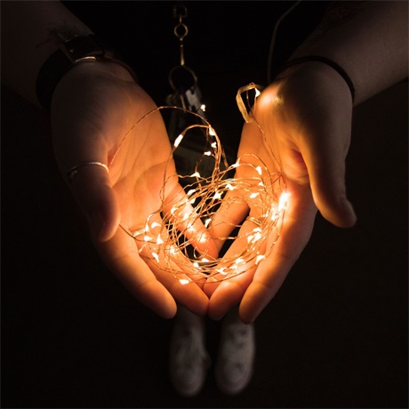 LED FÉNYFÜZÉR 10 M MELEGFEHÉR 1 LED FÉNYFÜZÉR 10 M MELEGFEHÉR