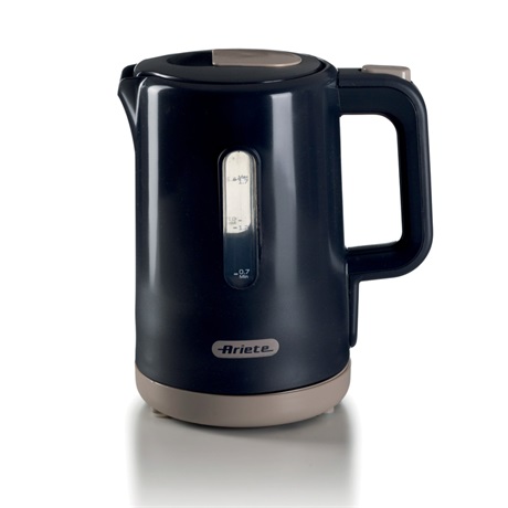 VÍZFORRALÓ 1,7 L 1 VÍZFORRALÓ 1,7 L