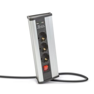 SAROKELOSZTO KAPCSOLOVAL 3 X 250V 16A 2 X USB i656133